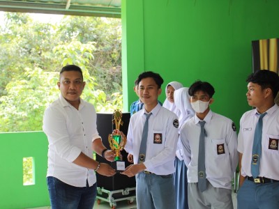 Juara 3 Lomba Akustik diraih oleh SMAN 1 Paringin 2